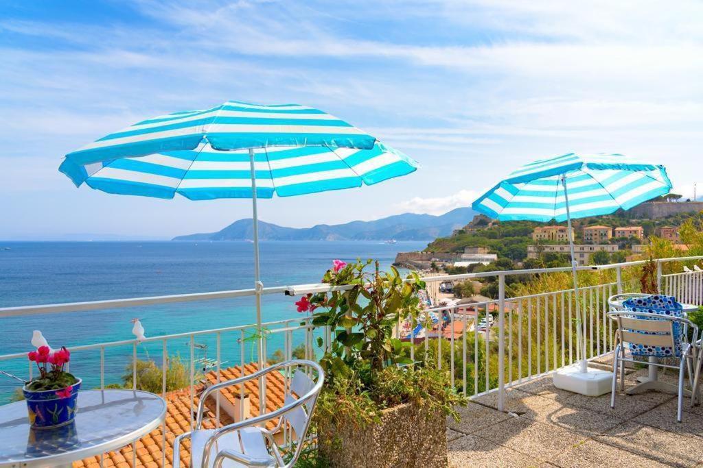 Appartamenti La Terrazza Sulle Ghiaie - Goelba Portoferraio Luaran gambar