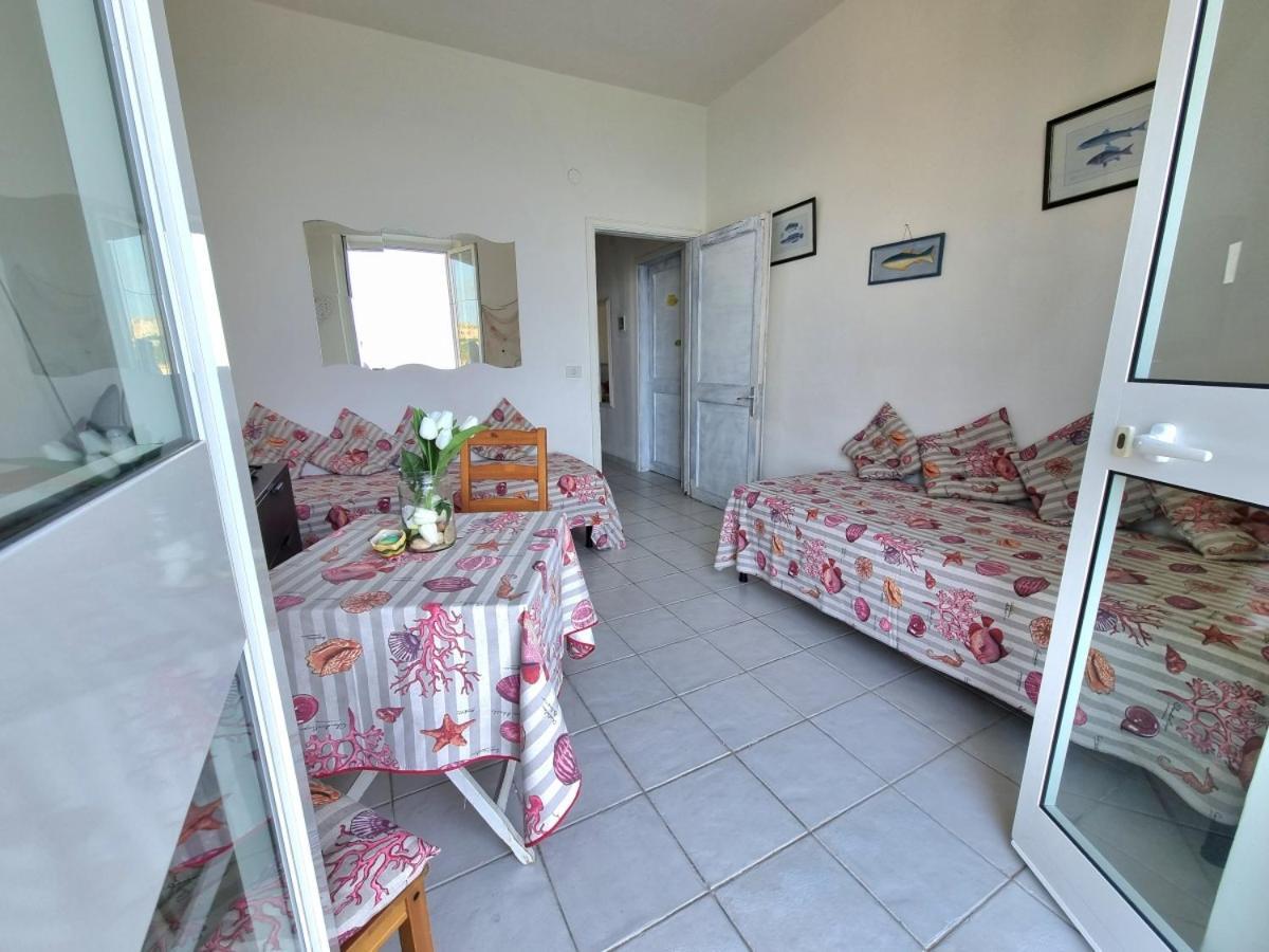 Appartamenti La Terrazza Sulle Ghiaie - Goelba Portoferraio Bilik gambar